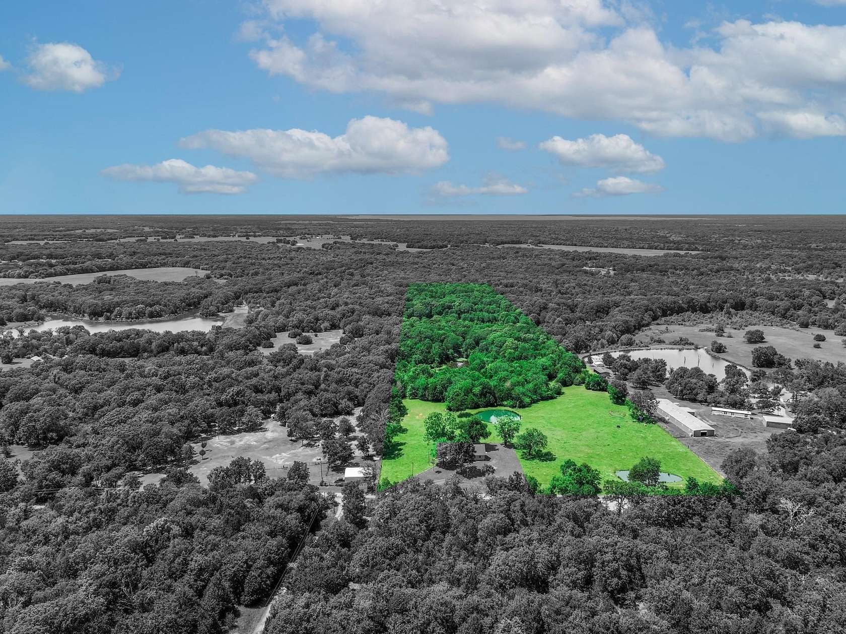 22 Acres of Land for Sale in Edgewood, Texas