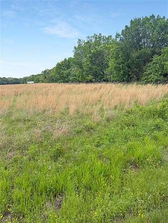 2.5 Acres of Residential Land for Sale in Emory, Texas