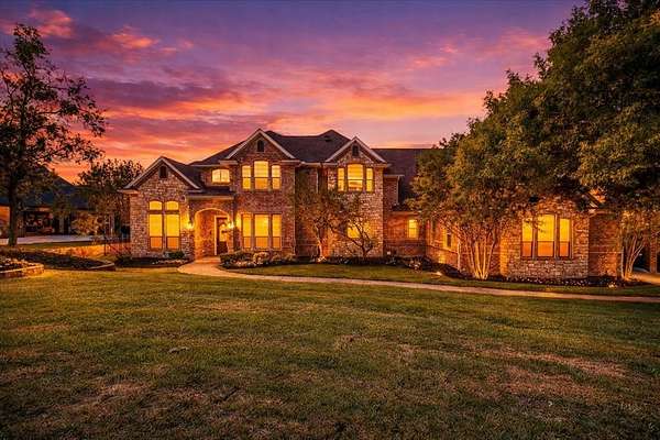 2 Acres of Land with Home for Sale in Fort Worth, Texas