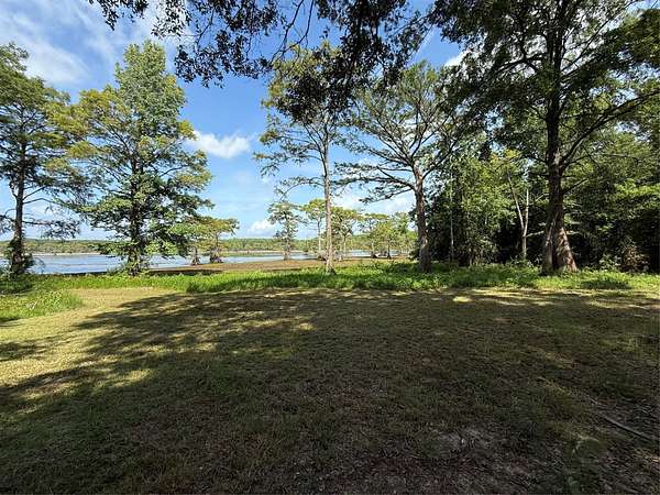1 Acre of Land with Home for Sale in Vivian, Louisiana