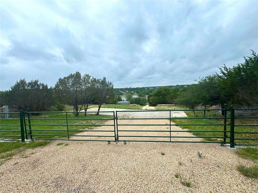 1 Acre of Residential Land for Sale in Bluff Dale, Texas
