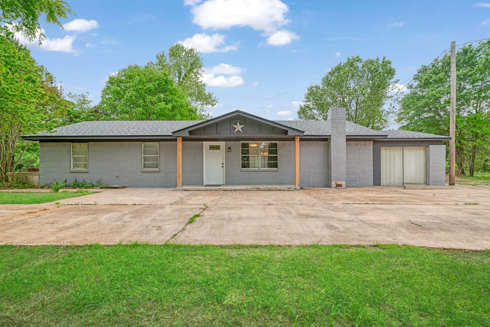 20 Acres of Land with Home for Sale in Sawyer, Oklahoma