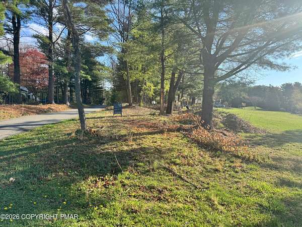 1 Acre of Residential Land for Sale in Saylorsburg, Pennsylvania