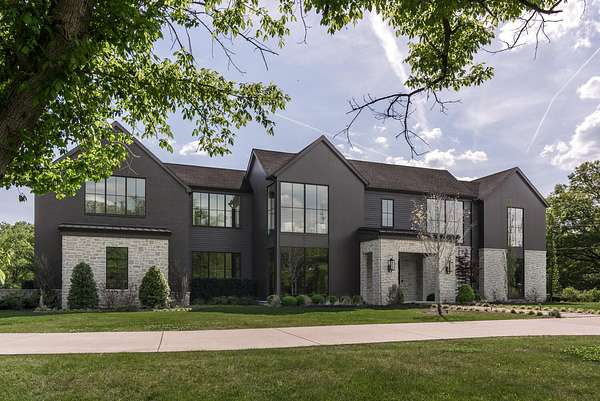 2 Acres of Land with Home for Sale in Brentwood, Tennessee