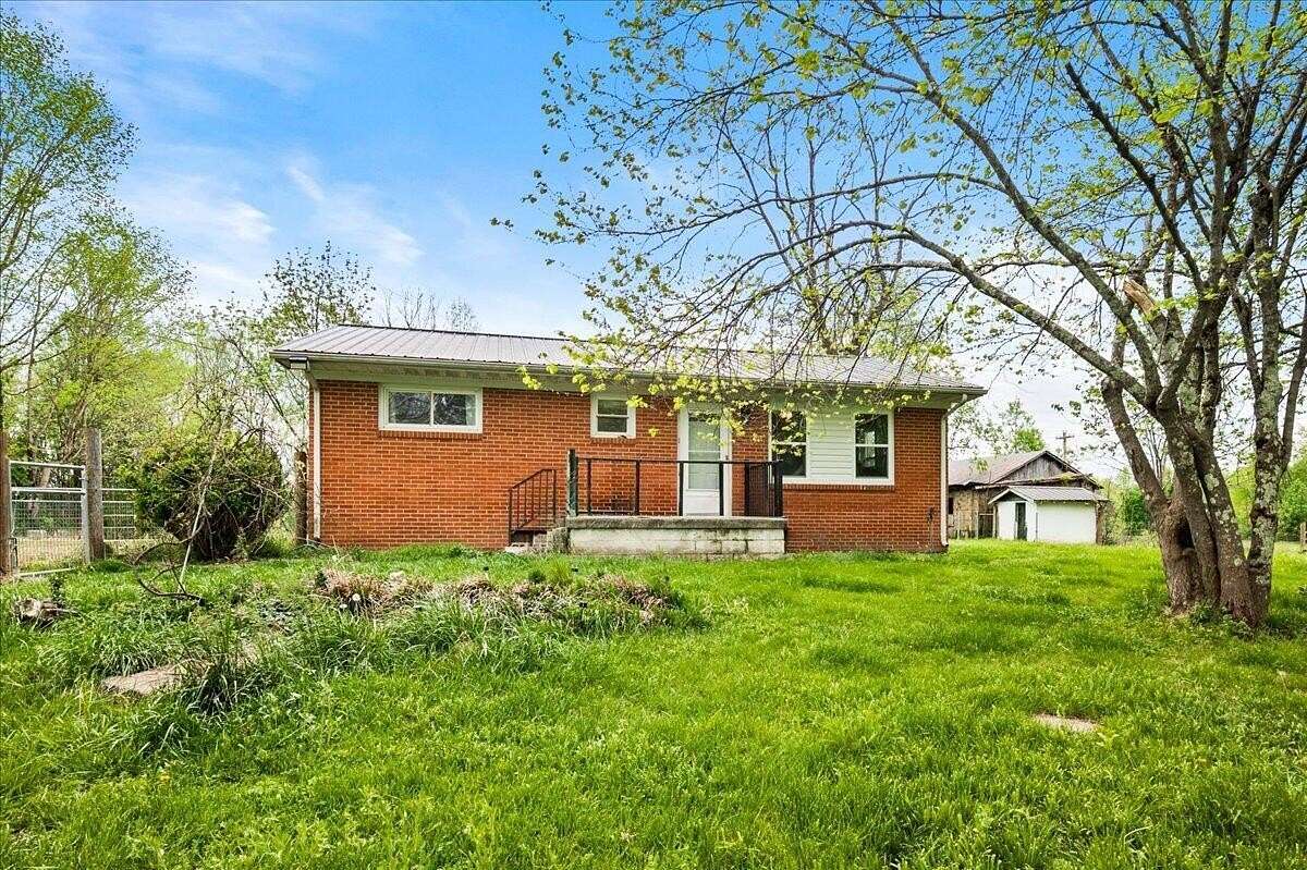 5 Acres of Improved Mixed-Use Land for Sale in London, Kentucky