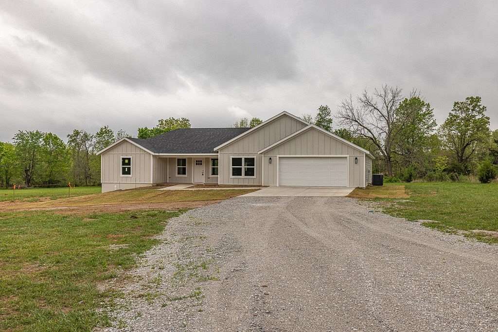 2.1 Acres of Land with Home for Sale in Huntsville, Arkansas