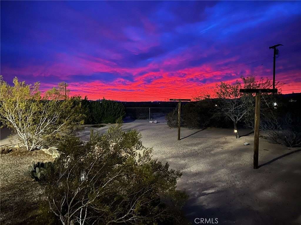 5 Acres of Land with Home for Sale in Joshua Tree, California