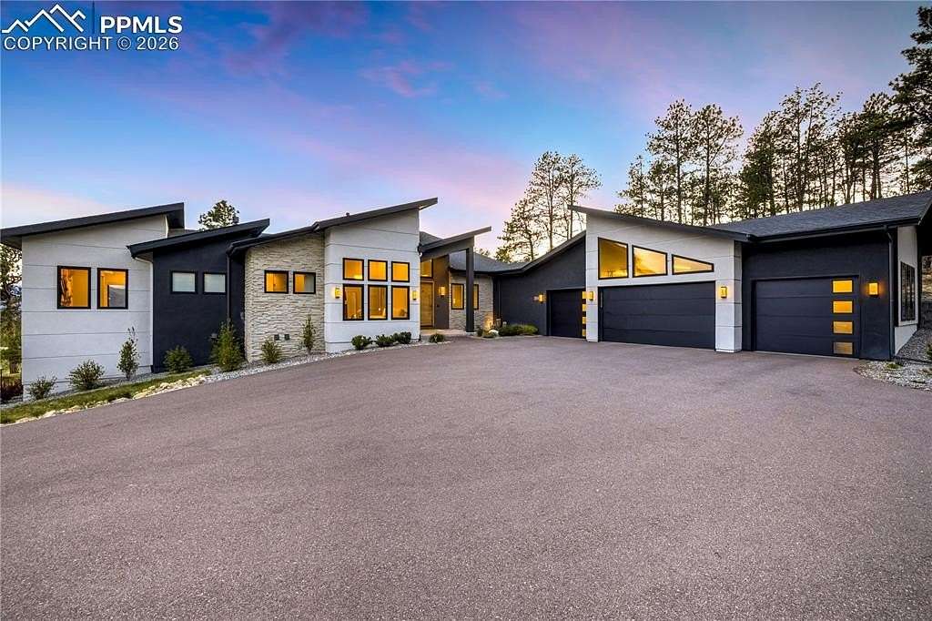 2.62 Acres of Land with Home for Sale in Monument, Colorado