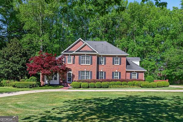 1.67 Acres of Land with Home for Sale in Fayetteville, Georgia