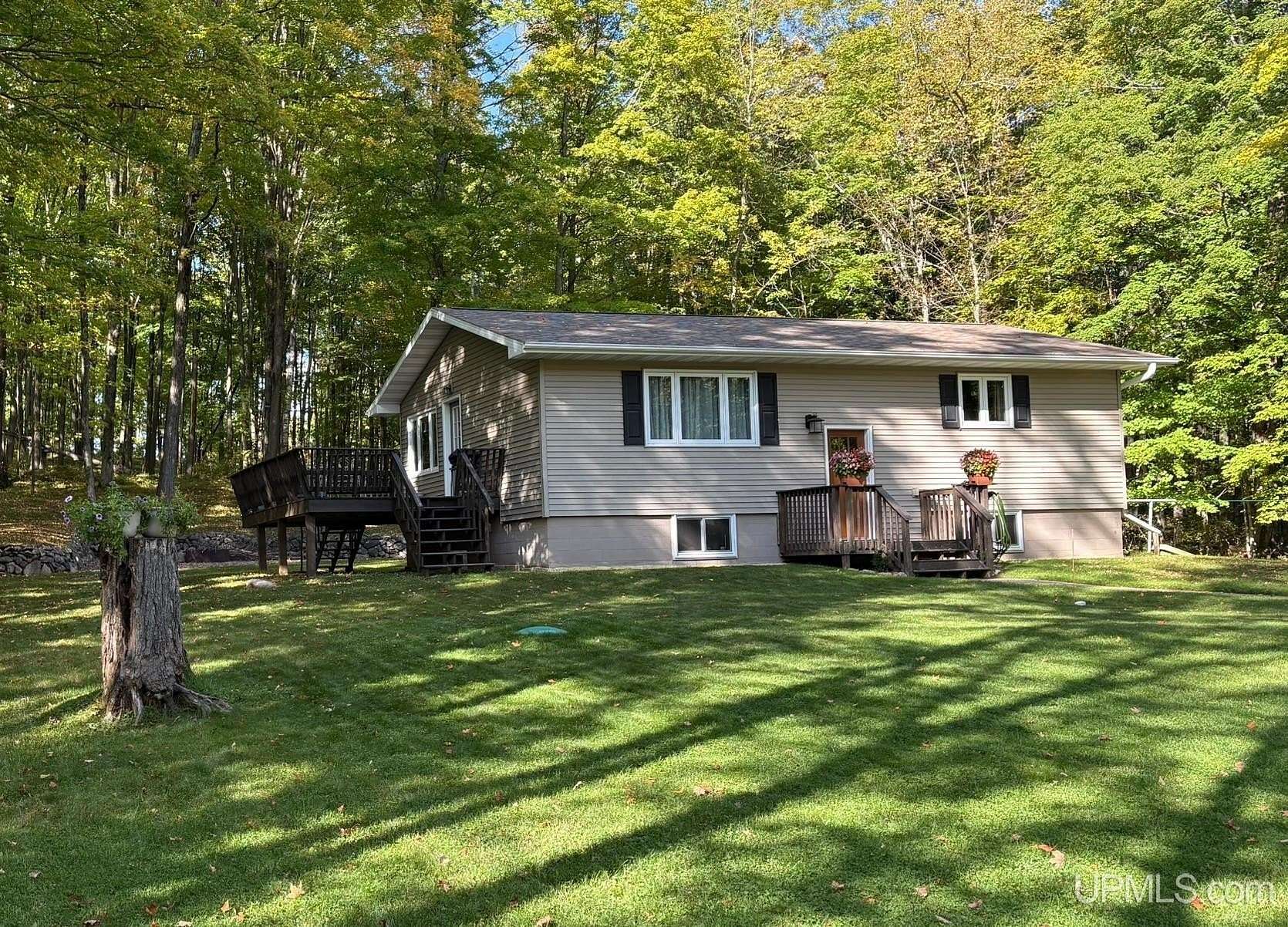 1.54 Acres of Land with Home for Sale in Iron Mountain, Michigan