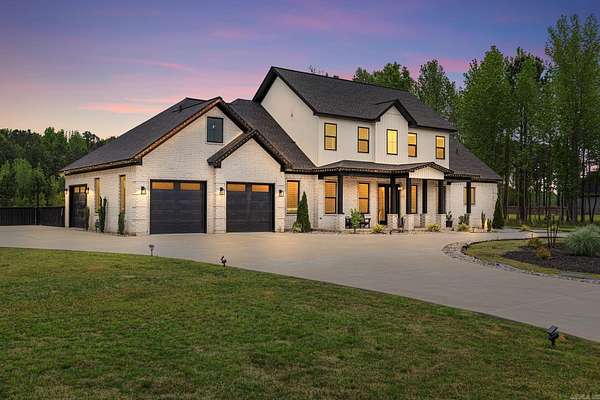 4.16 Acres of Land with Home for Sale in Jacksonville, Arkansas