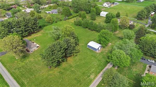 1.84 Acres of Residential Land for Sale in Glen Carbon, Illinois