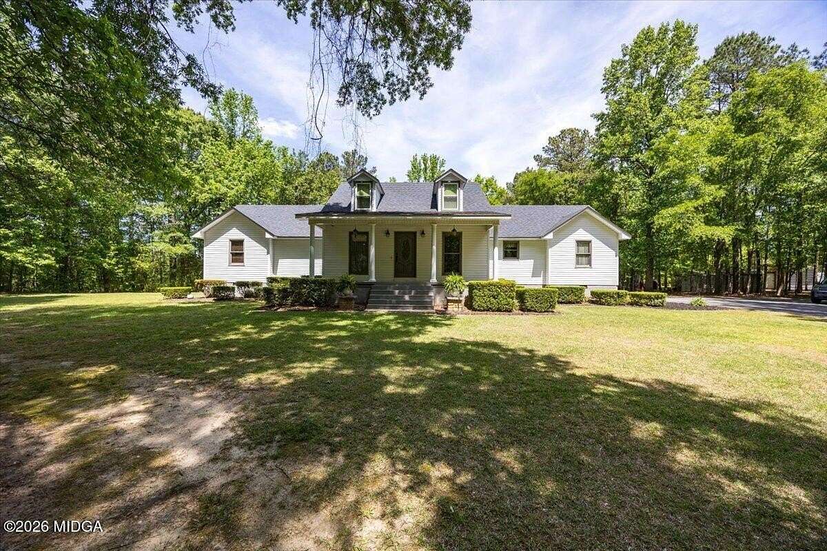 6 Acres of Land with Home for Sale in Forsyth, Georgia