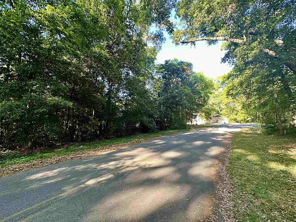 1 Acre of Residential Land for Sale in Havana, Florida