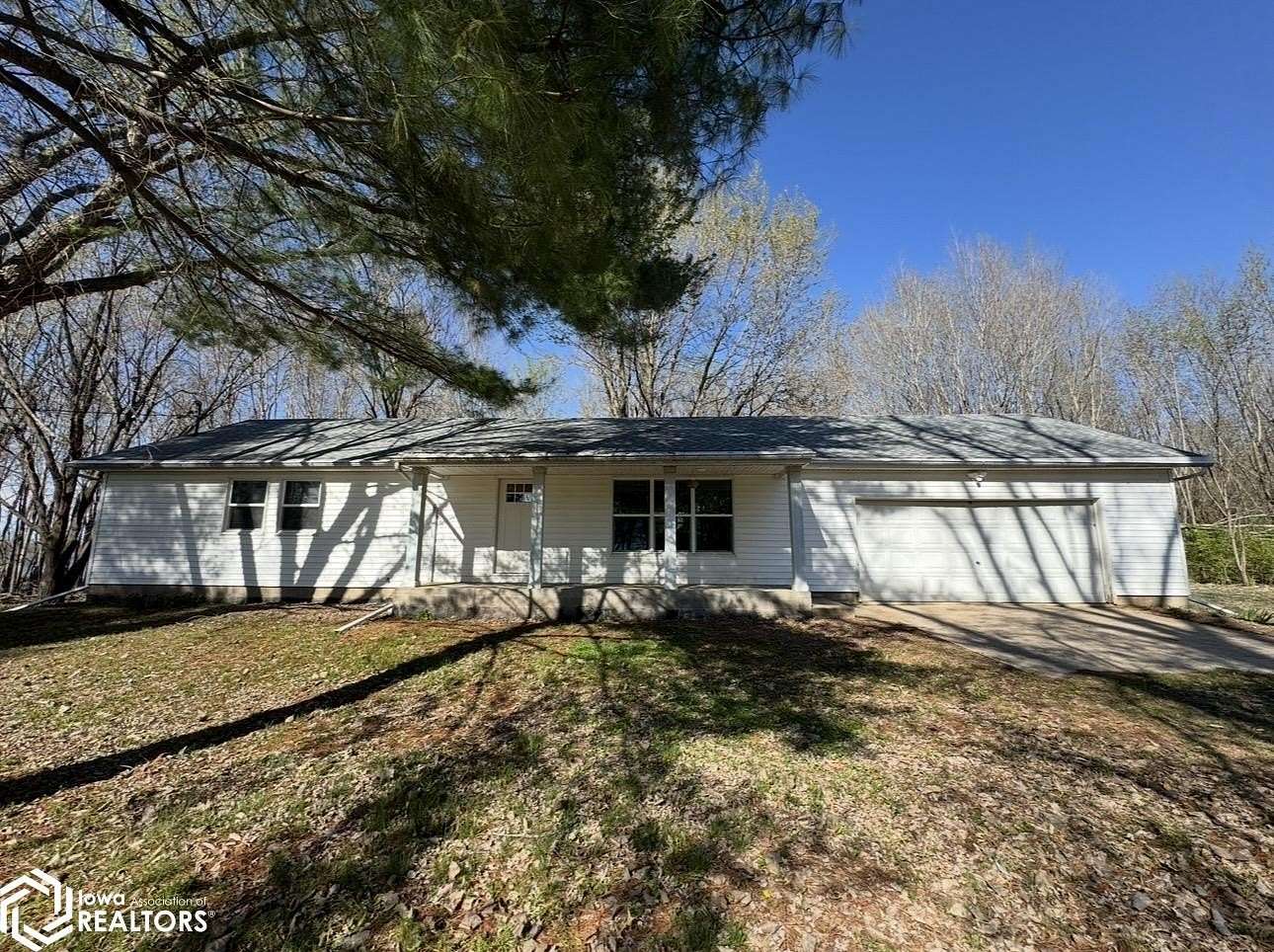 9.5 Acres of Land with Home for Sale in Pontoosuc, Illinois