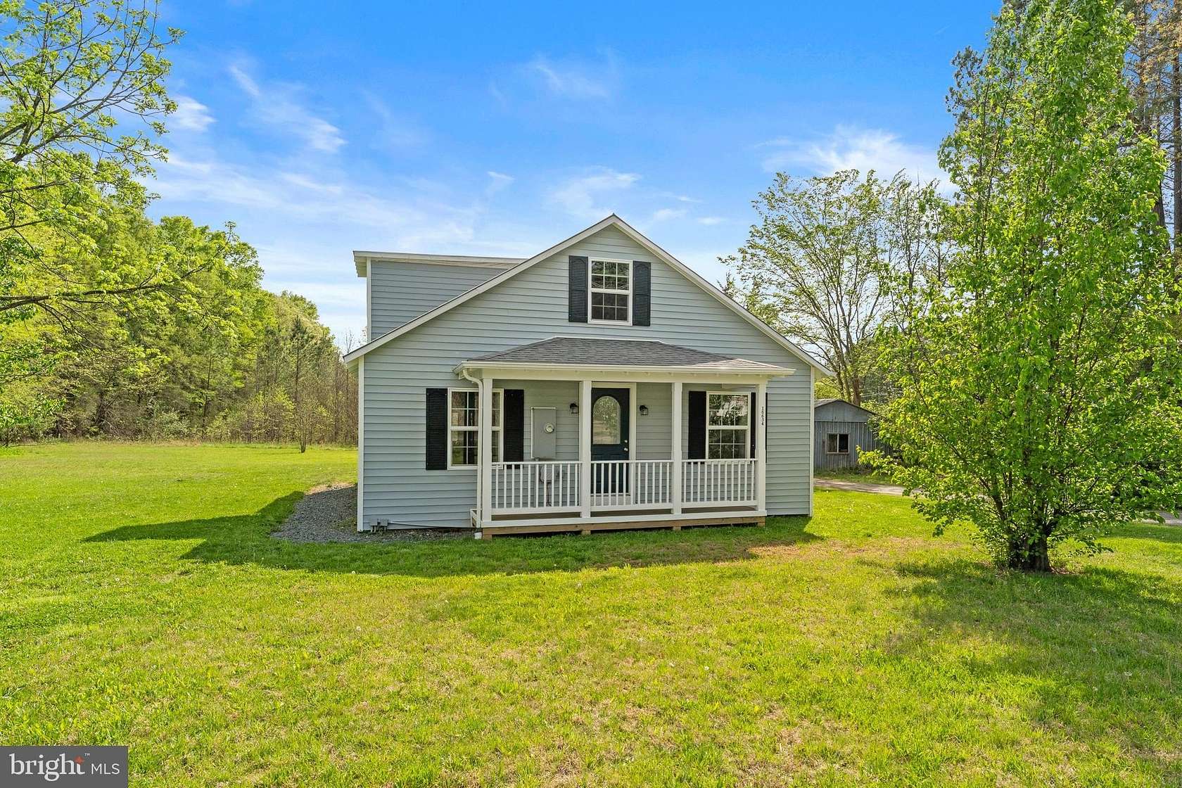 2.43 Acres of Land with Home for Sale in Louisa, Virginia