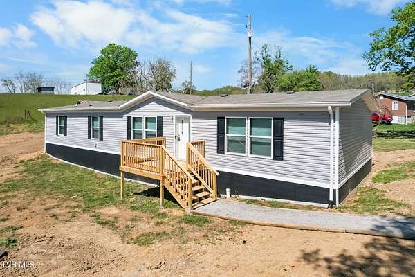 2 Acres of Land with Home for Sale in Abingdon, Virginia