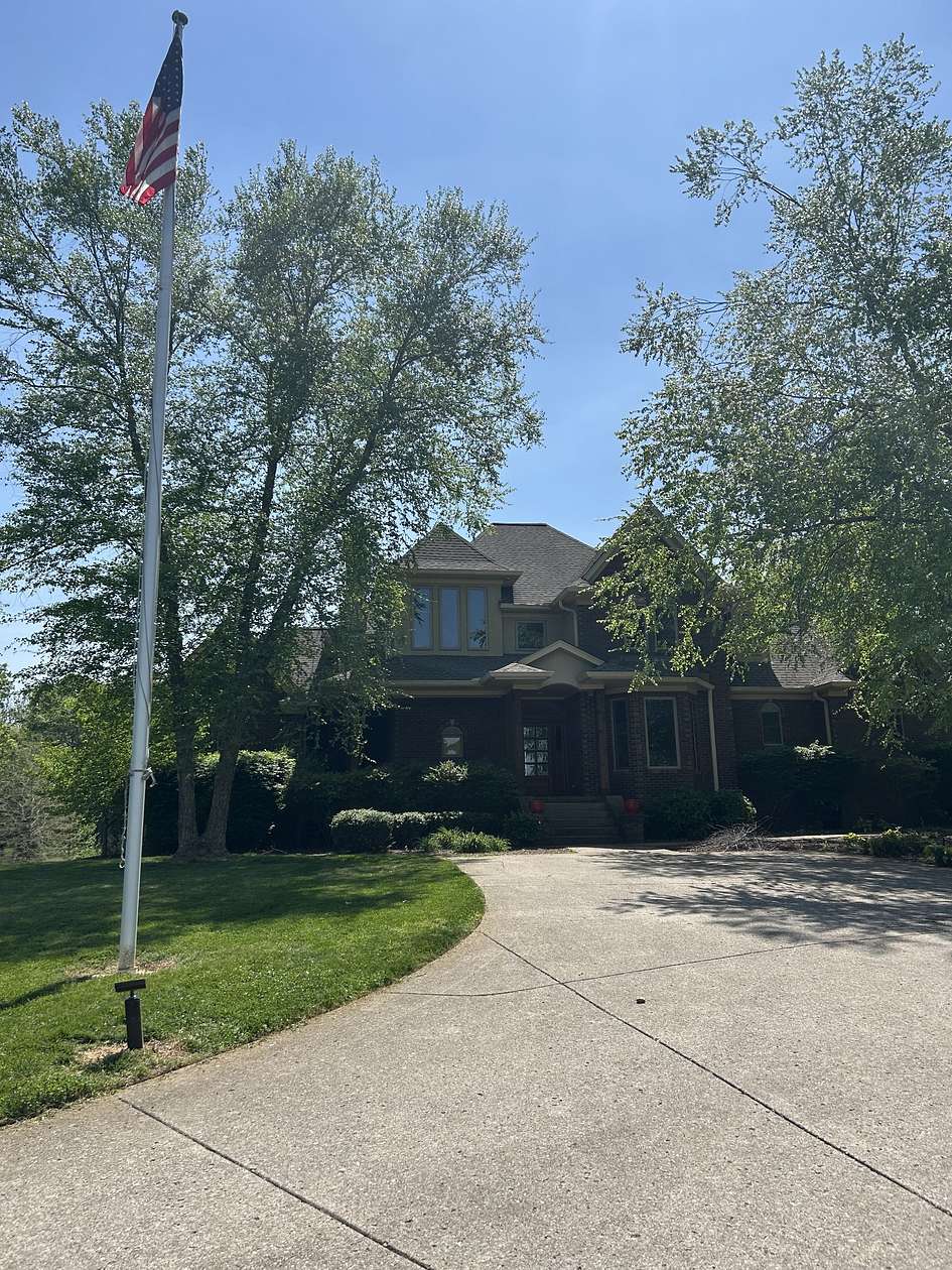 5 Acres of Land with Home for Sale in Lebanon, Tennessee