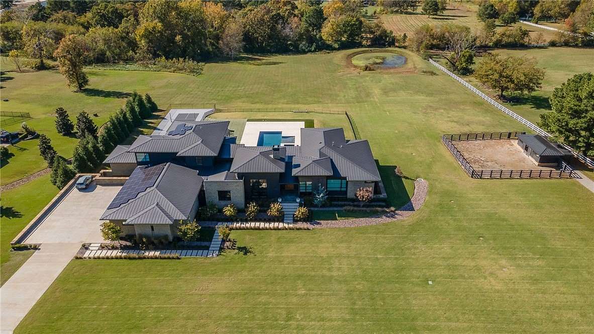 5 Acres of Land with Home for Sale in Fayetteville, Arkansas