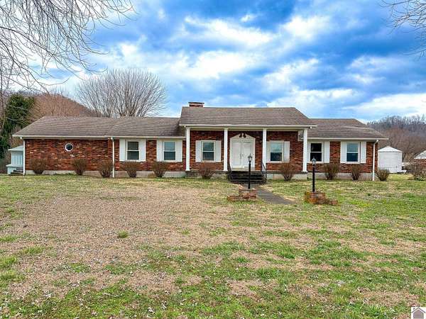 215 Acres of Agricultural Land with Home for Sale in New Haven, Kentucky