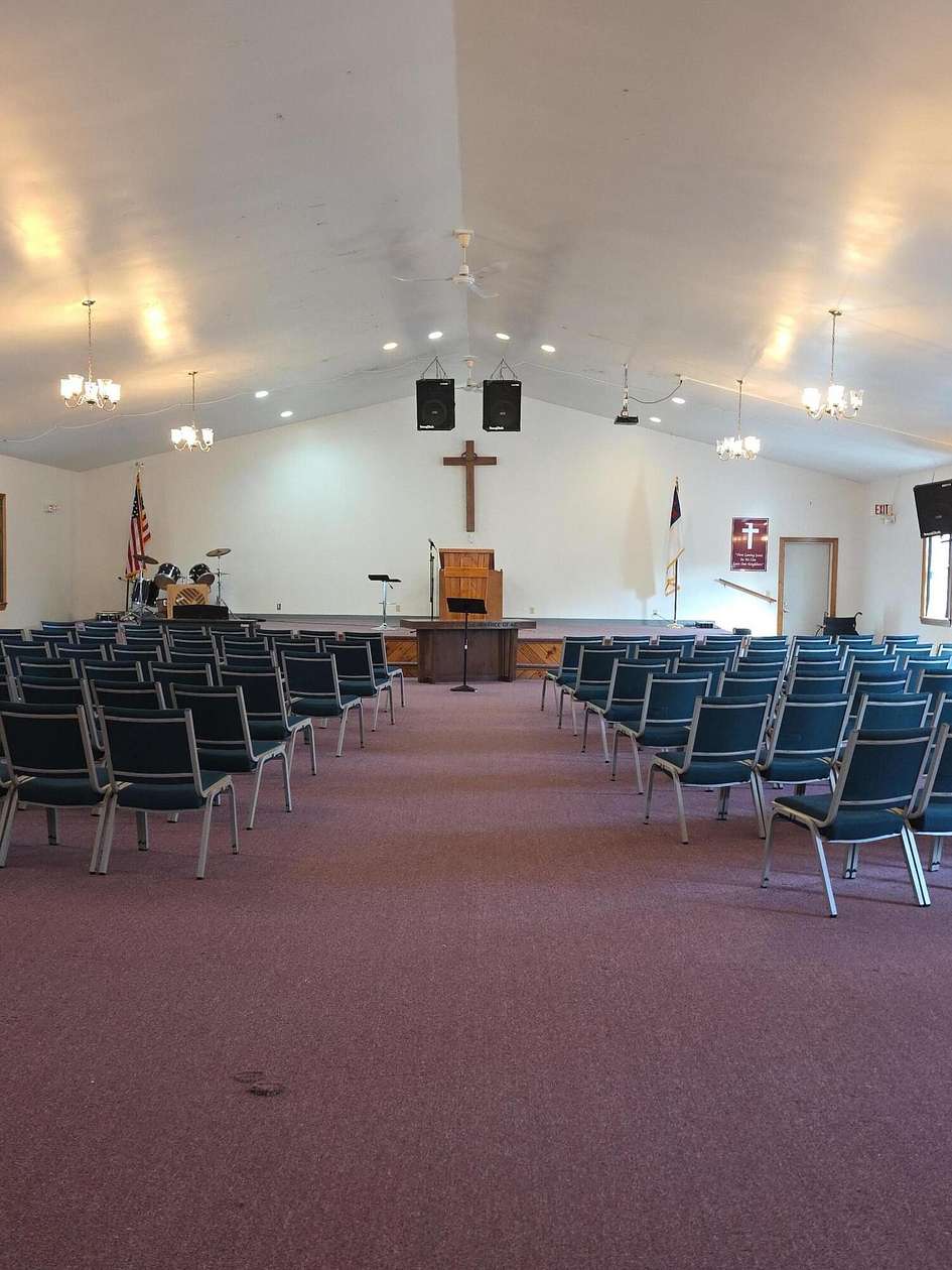 4.2 Acres of Improved Commercial Land for Sale in Bucksport, Maine