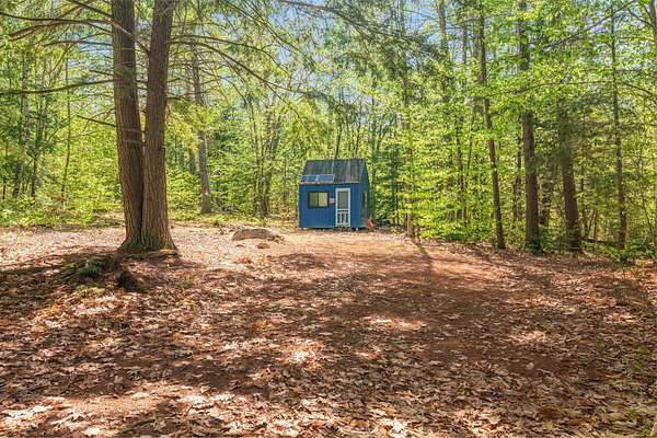 4 Acres of Residential Land for Sale in Otisfield Town, Maine
