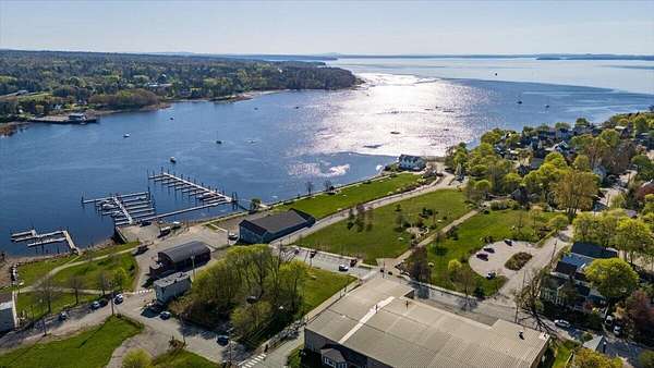 0.46 Acres of Mixed-Use Land for Sale in Belfast, Maine