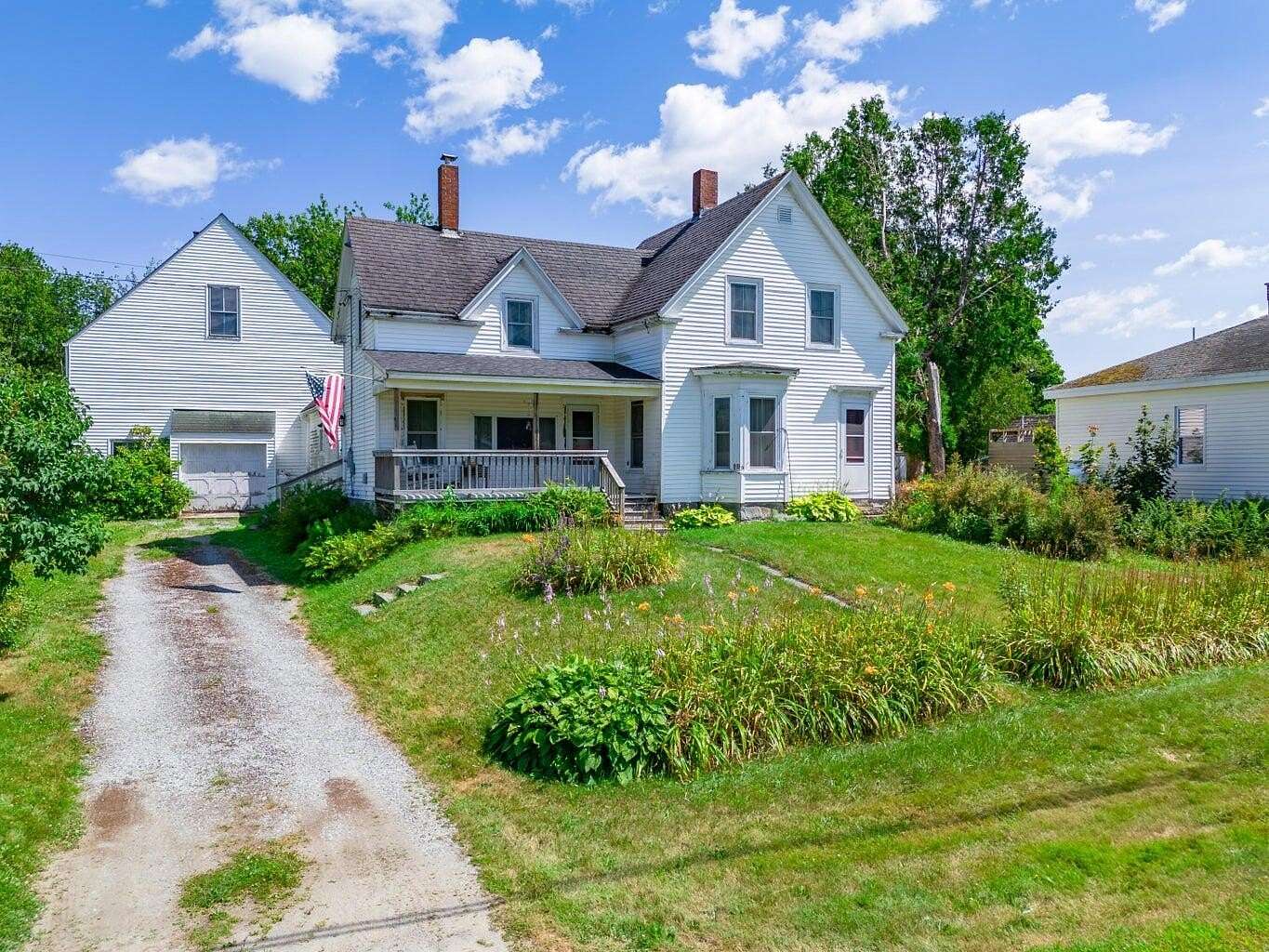 5.24 Acres of Land with Home for Sale in Saint George, Maine