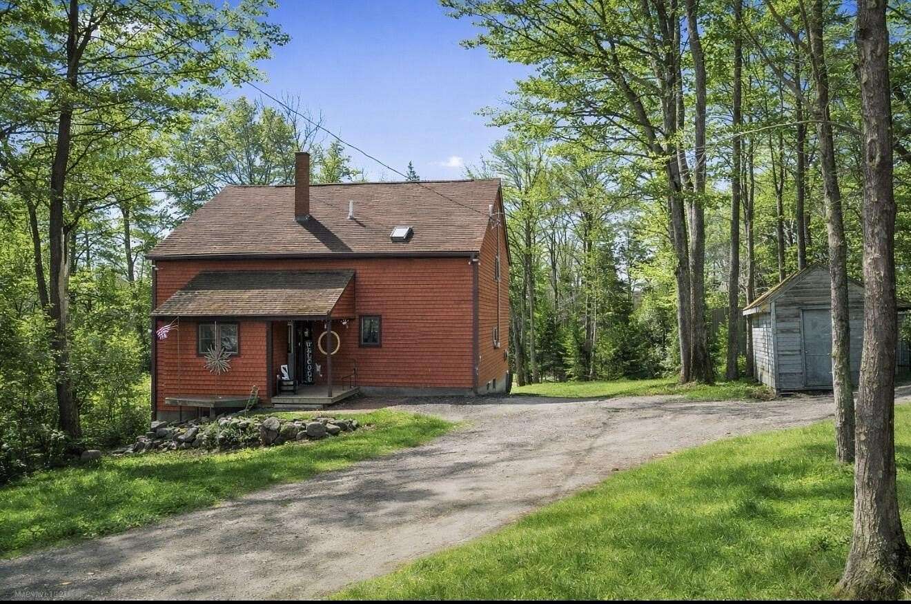 2.6 Acres of Land with Home for Sale in Friendship, Maine