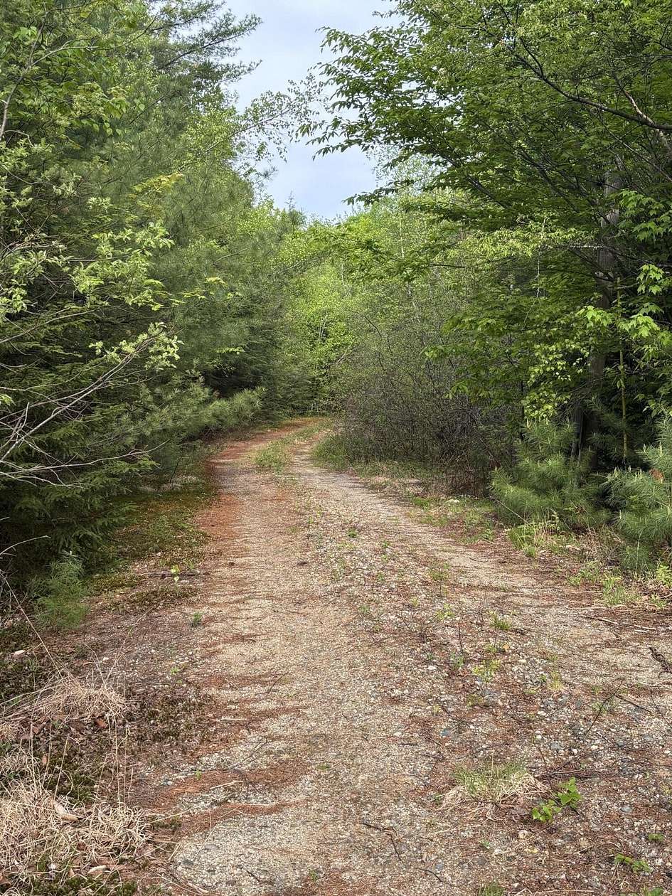 1.73 Acres of Residential Land for Sale in West Paris, Maine