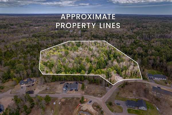 5 Acres of Residential Land for Sale in Brunswick, Maine