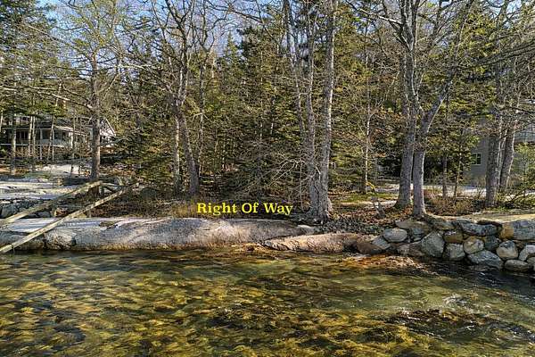 3.74 Acres of Residential Land for Sale in Bristol, Maine