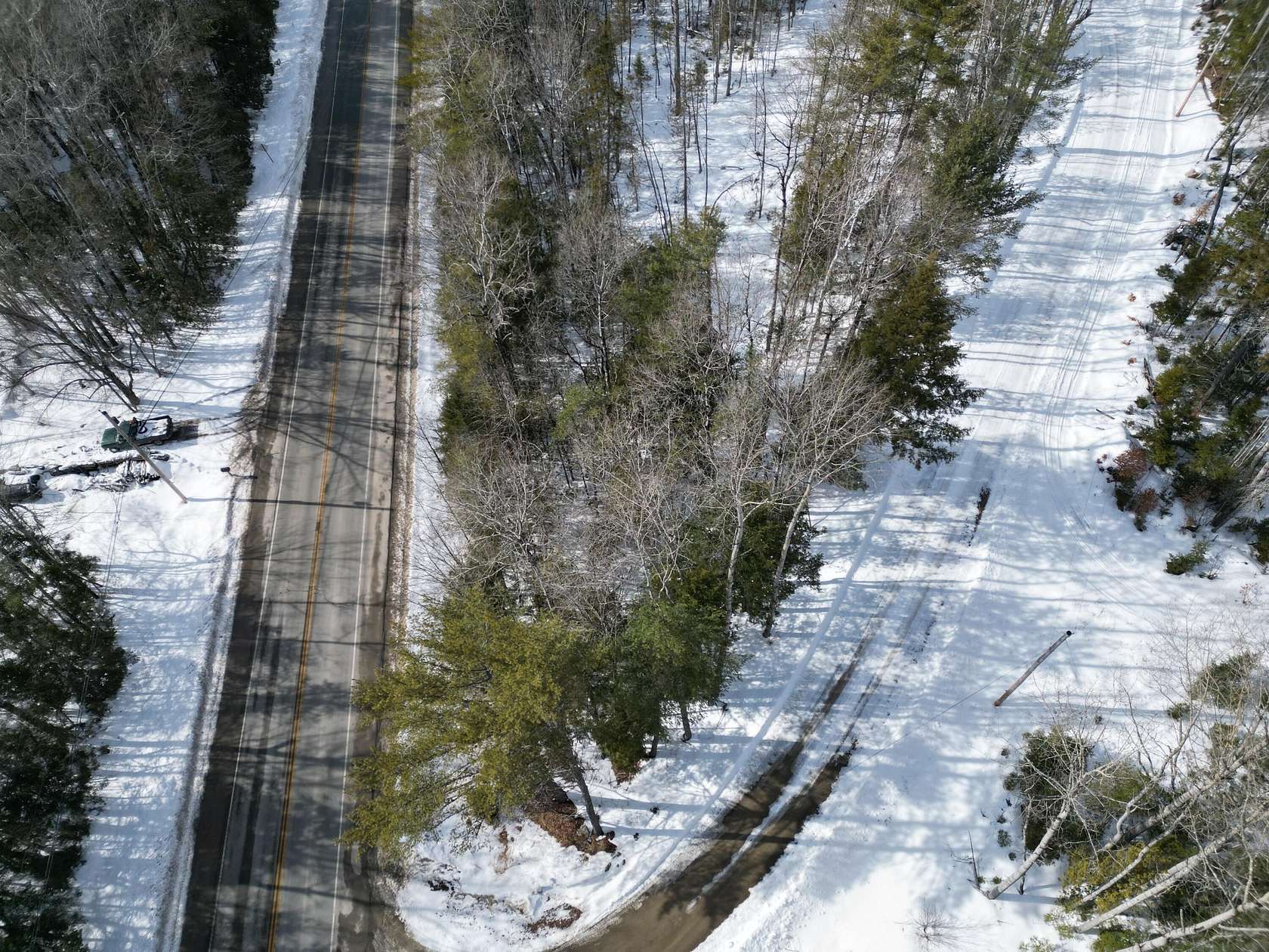 3.6 Acres of Residential Land for Sale in Lincoln, Maine