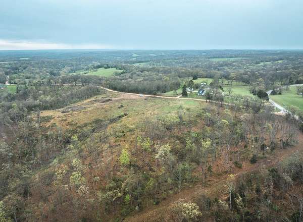 30.5 Acres of Land for Sale in Linn, Missouri