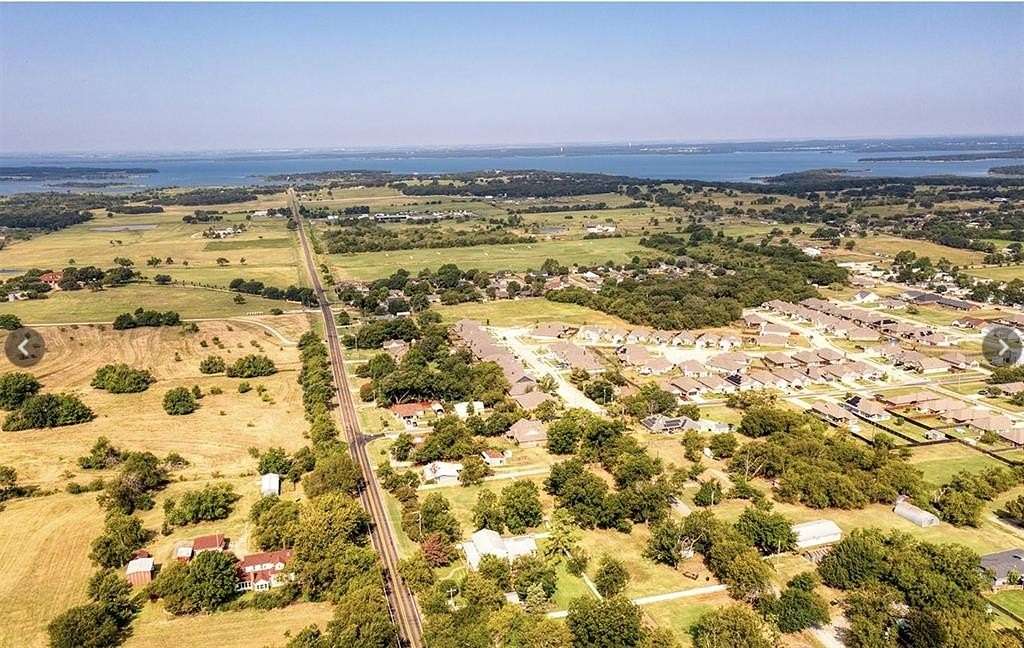 0.25 Acres of Residential Land for Sale in Pilot Point, Texas