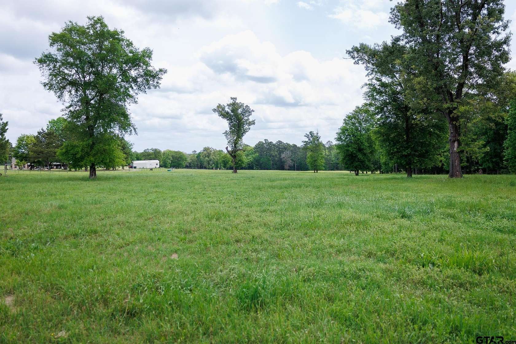 11.8 Acres of Land for Sale in Palestine, Texas