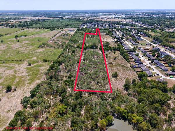 7.9 Acres of Residential Land for Sale in Kaufman, Texas