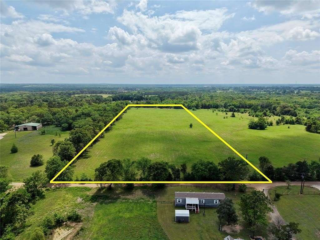 11 Acres of Land for Sale in Eustace, Texas