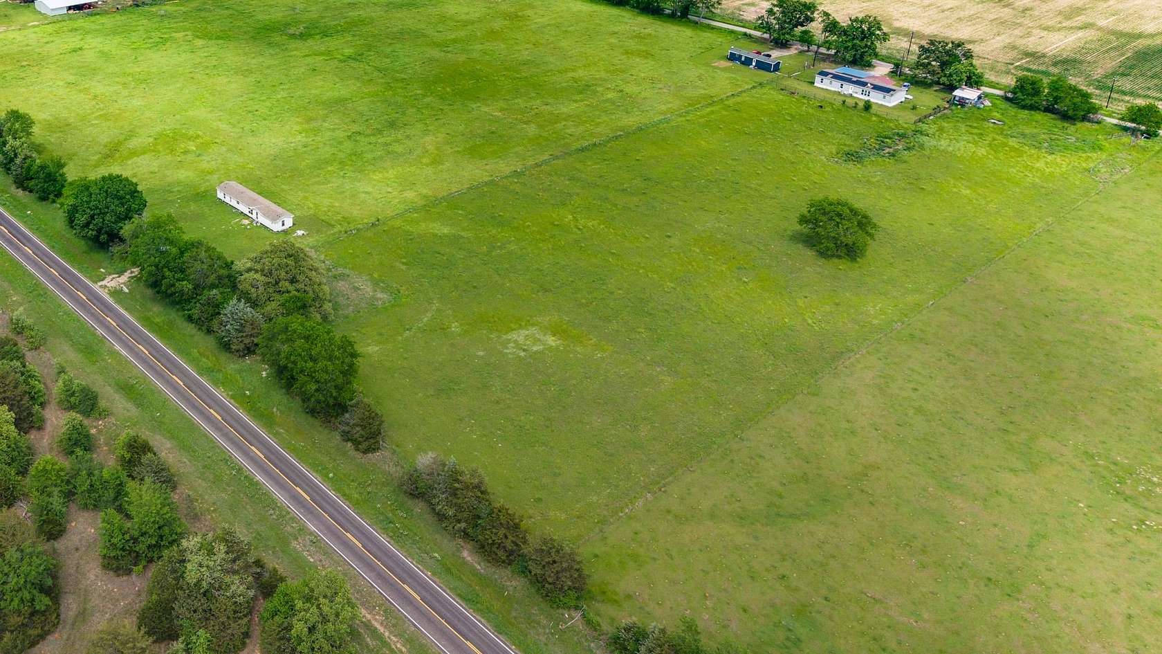 3 Acres of Residential Land for Sale in Cumby, Texas