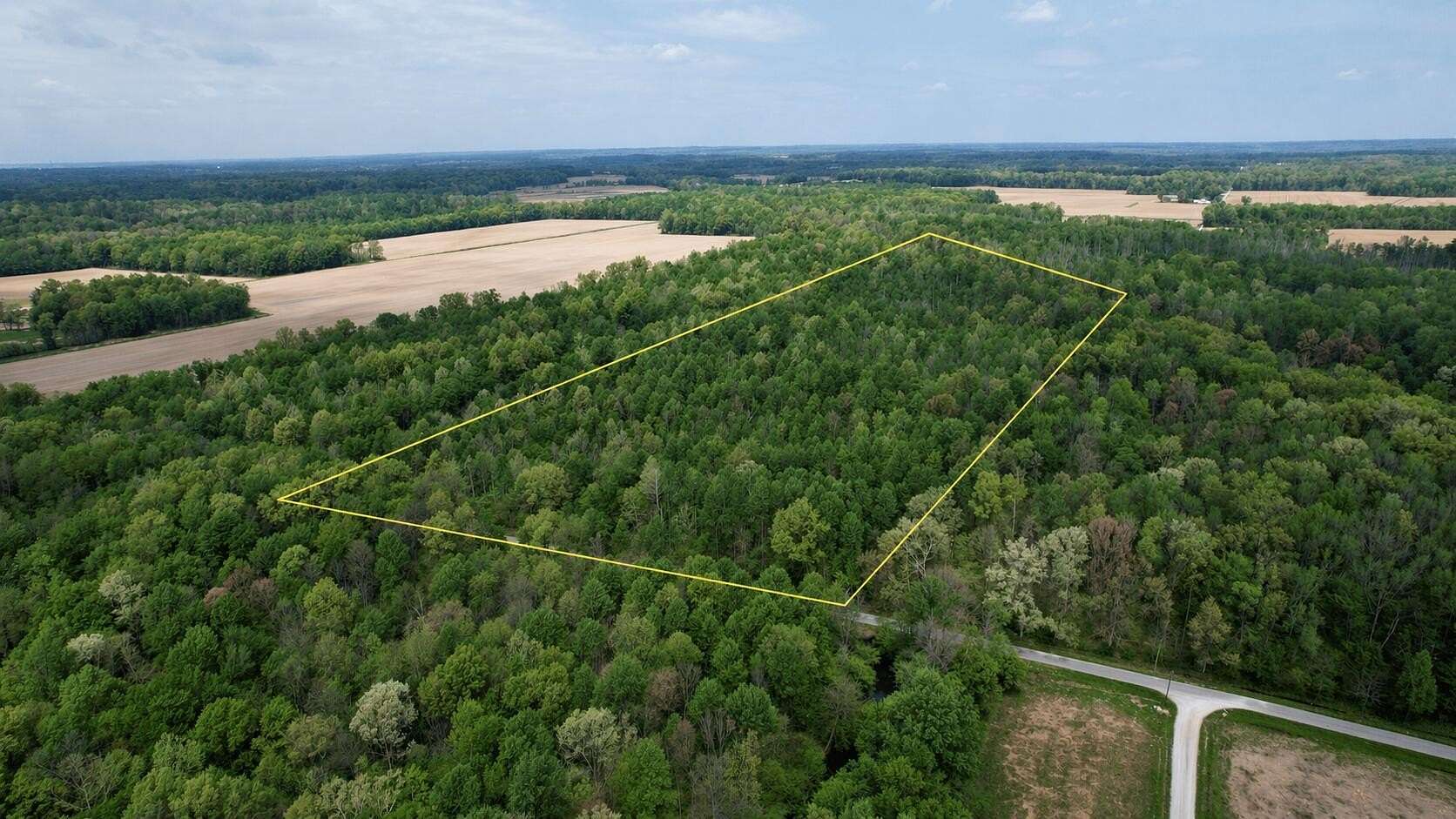 26.6 Acres of Recreational Land for Sale in Oakland City, Indiana