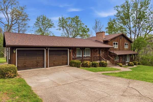 8 Acres of Land with Home for Sale in Houston, Missouri