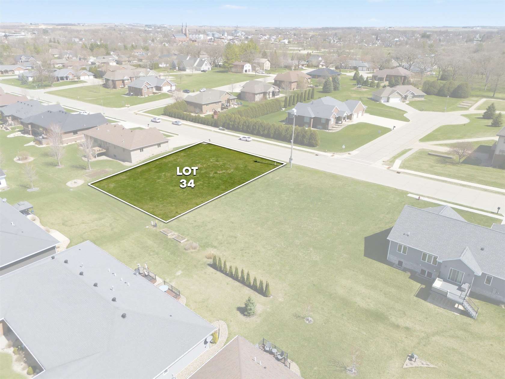 0.33 Acres of Residential Land for Sale in Dyersville, Iowa