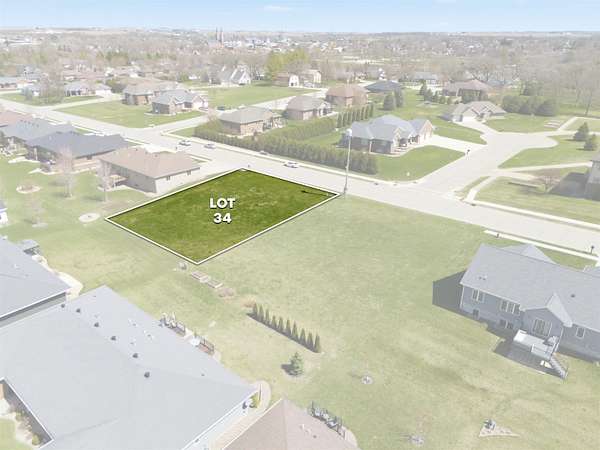 0.33 Acres of Residential Land for Sale in Dyersville, Iowa