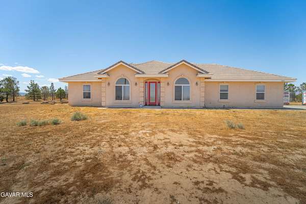 2.18 Acres of Land with Home for Sale in Lancaster, California