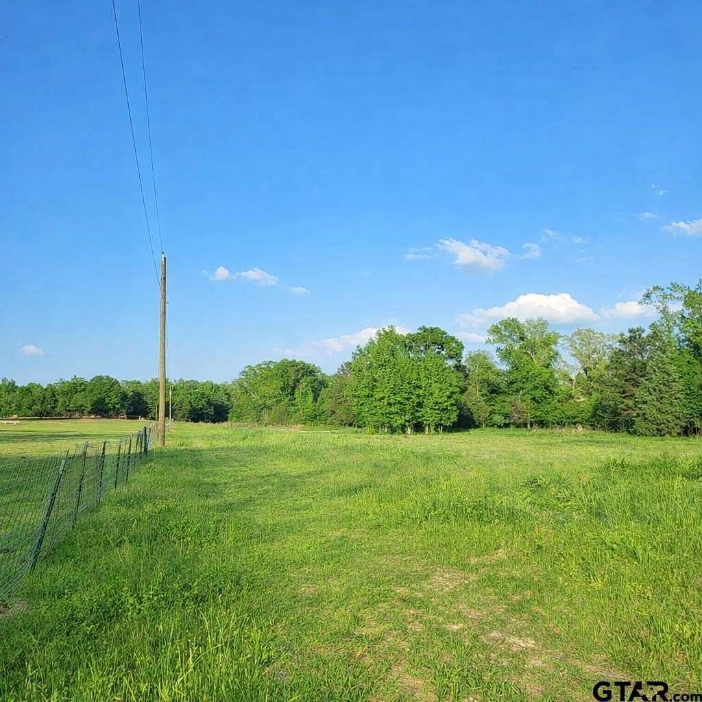 10 Acres of Land for Sale in Tyler, Texas