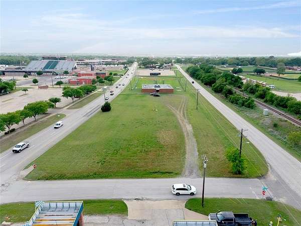 1.22 Acres of Commercial Land for Sale in Mesquite, Texas