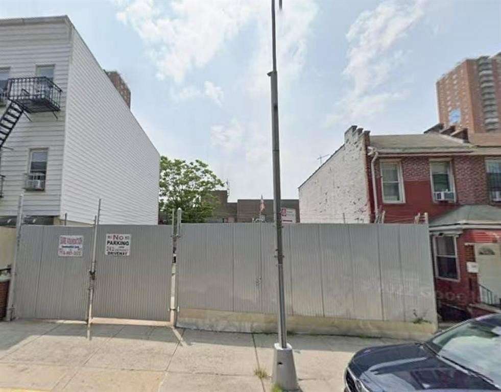 0.07 Acres of Residential Land for Sale in Brooklyn, New York