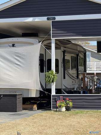 1 Acre of Land for Sale in Guntersville, Alabama