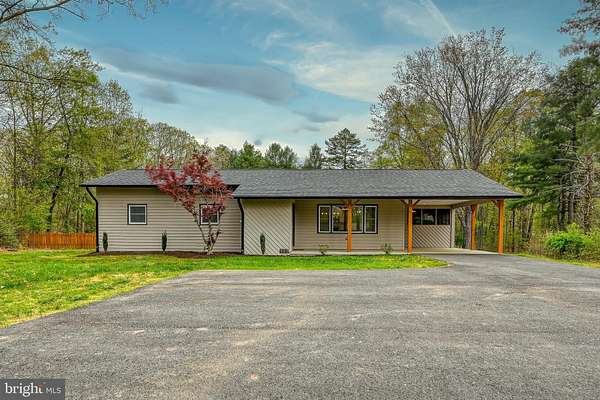 2 Acres of Land with Home for Sale in Palmyra, Virginia