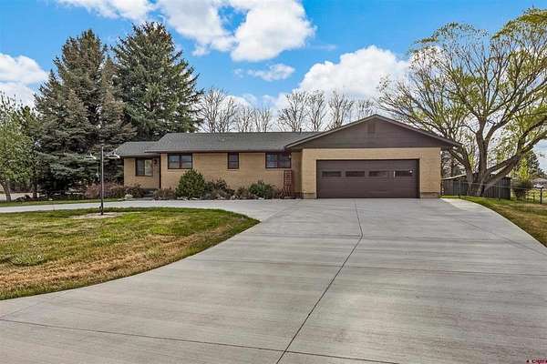 1.9 Acres of Land with Home for Sale in Montrose, Colorado